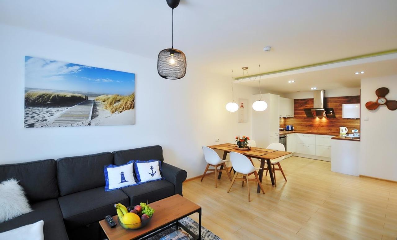 Apartament Wydmowy Osiedle Polanki Kołobrzeg Exteriör bild